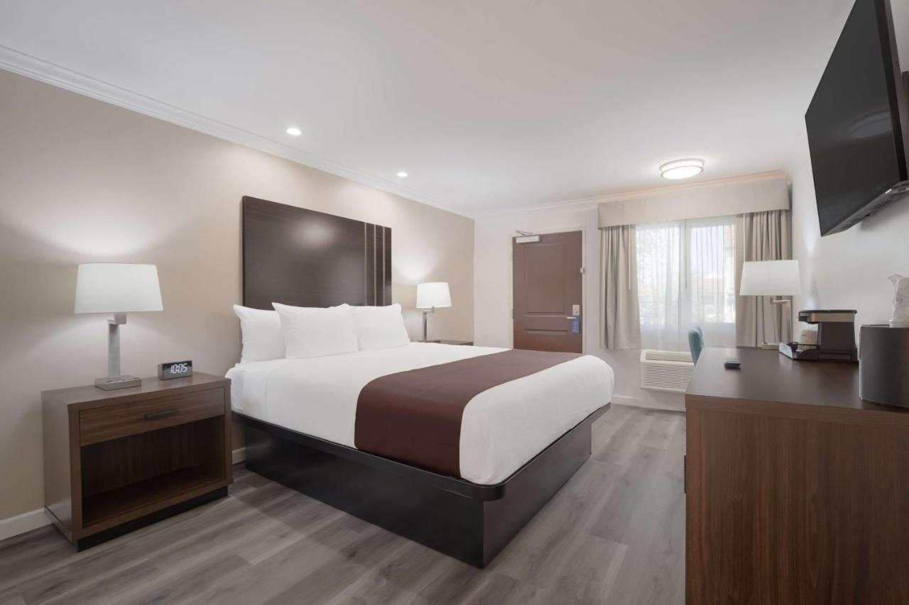 Surestay Plus Hotel By Best Western Upland - Ontario North Ngoại thất bức ảnh