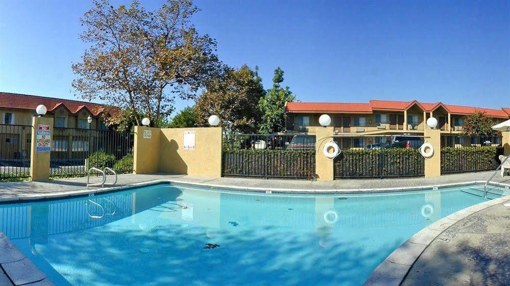 Surestay Plus Hotel By Best Western Upland - Ontario North Ngoại thất bức ảnh