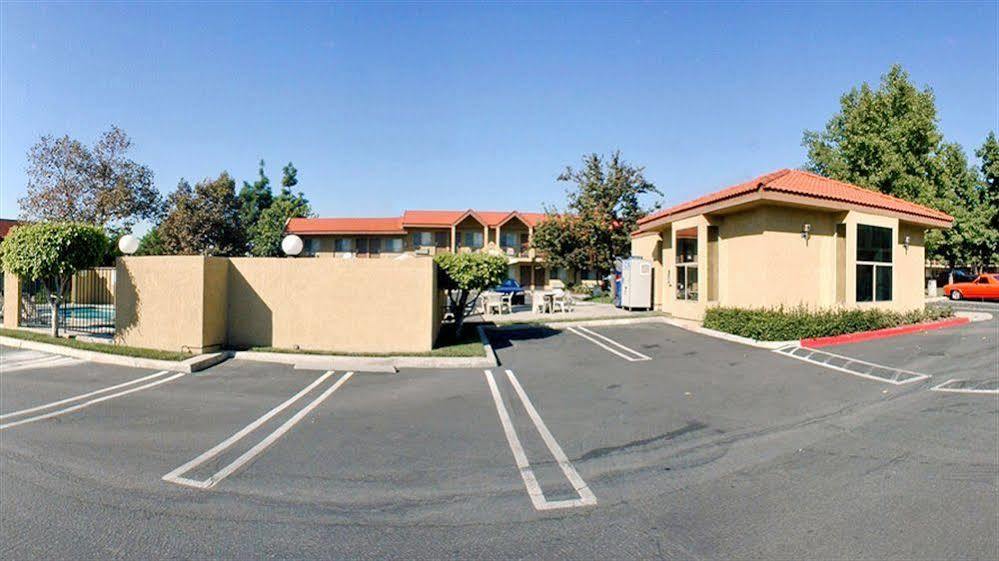 Surestay Plus Hotel By Best Western Upland - Ontario North Ngoại thất bức ảnh